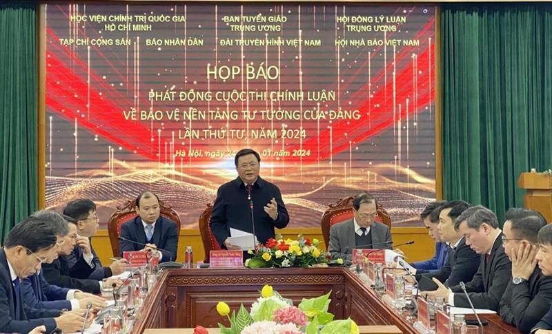 Đồng chí Nguyễn Xuân Thắng phát biểu chỉ đạo tại lễ phát động.