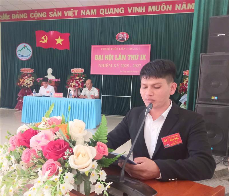 Bí thư chi bộ thôn Liêng 1, nhiệm kỳ 2022 - 2025 thông qua báo cáo kiểm điểm sự lãnh đạo, chỉ đạo của chi ủy chi bộ nhiệm kỳ 2022 - 2025
