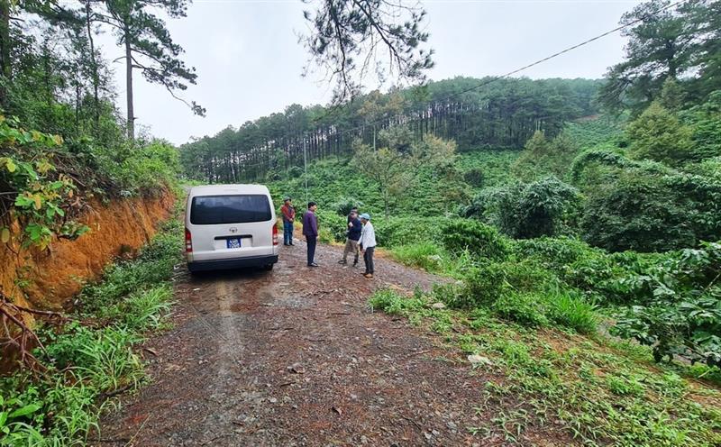 Đường vào xã Gung Ré, huyện Di Linh.jpg