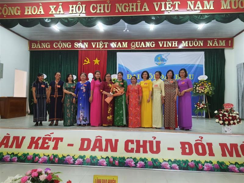 BCH Hội LHPN xã Đạ Rsal nhận nhiệm vụ