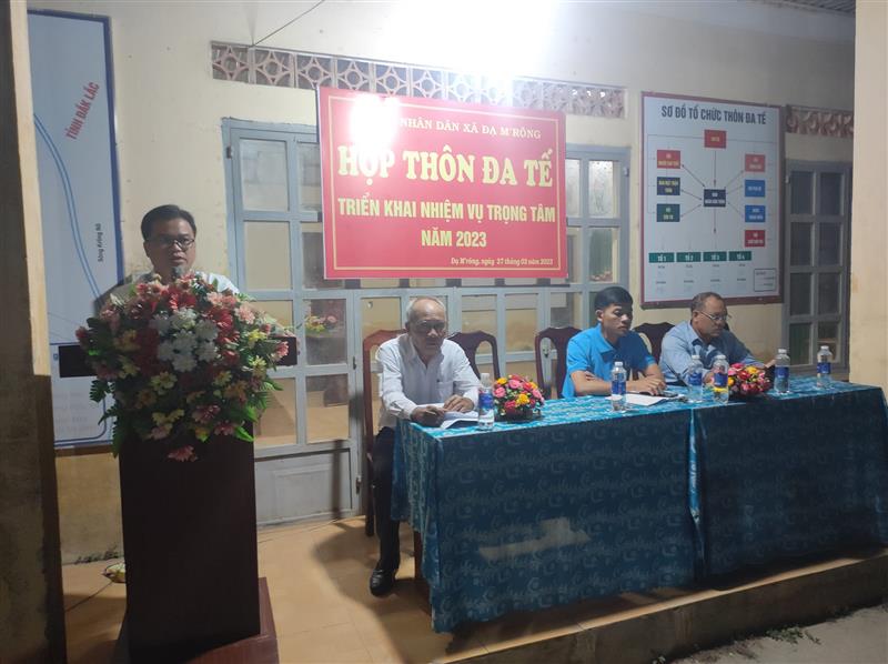 Họp thôn tại thôn Đa Tế