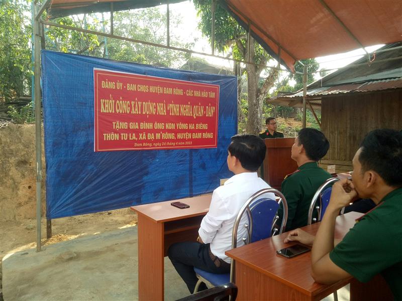 Khoi cong xay dung nha do Ban Chỉ huy Quân sự huyện hỗ trợ 