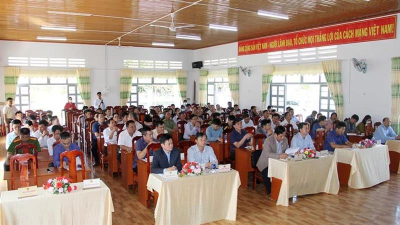 Toàn cảnh buổi tiếp xúc cử tri
