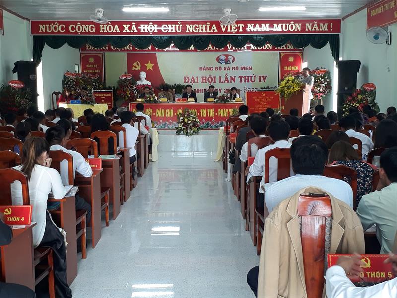 toàn cảnh đại hội