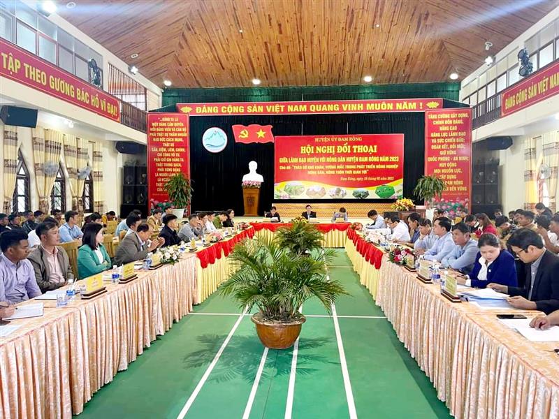 Toàn cảnh hội nghị