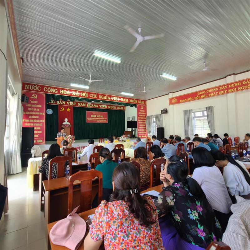 Toàn cảnh hôi nghị.jpg