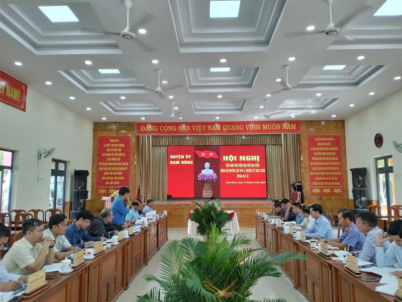 Toàn cảnh Hội nghị.jpg