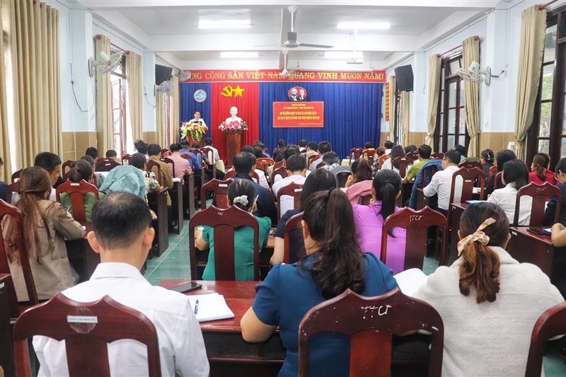 Toàn cảnh hội nghị.jpg