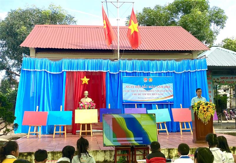 Toàn cảnh Ngày hội sắc màu.jpg