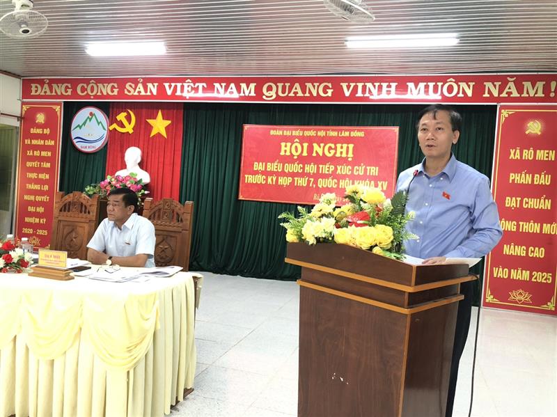 Đại biểu Lâm Văn thay mặt Đoàn ĐBQH tiếp thu, giải trình kiến nghị cử tri thuộc thẩm quyền