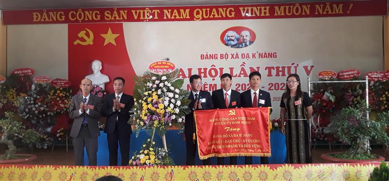Đảng bộ cơ sở Đạ K'Nàng tổ chức đại hội đại biểu lần thứ V, nhiệm kỳ 2020 - 2025 coppy