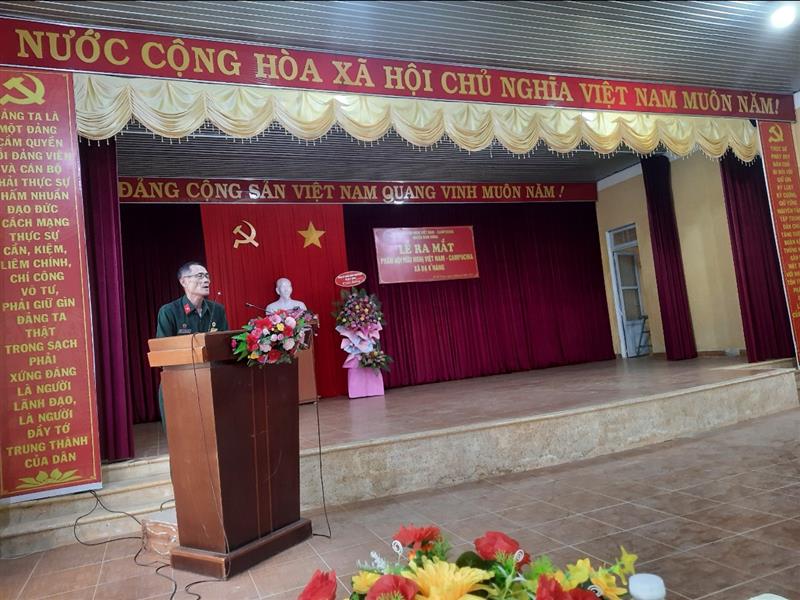 Đồng chí Chủ tịch Cựu chiến binh huyện phát biểu chỉ đạo tại lễ ra mắt tại xã Đạ K'Nàng