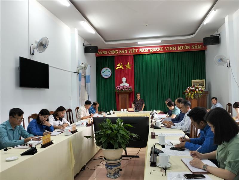 Đồng chí Đa Cắt K'Hương - Phó Bí thư Huyện ủy kết luận Hội nghị