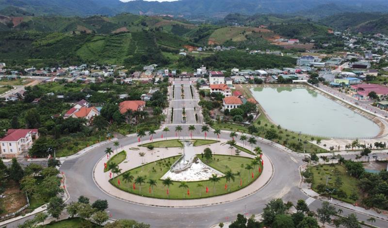 Quang cảnh trung tâm huyện