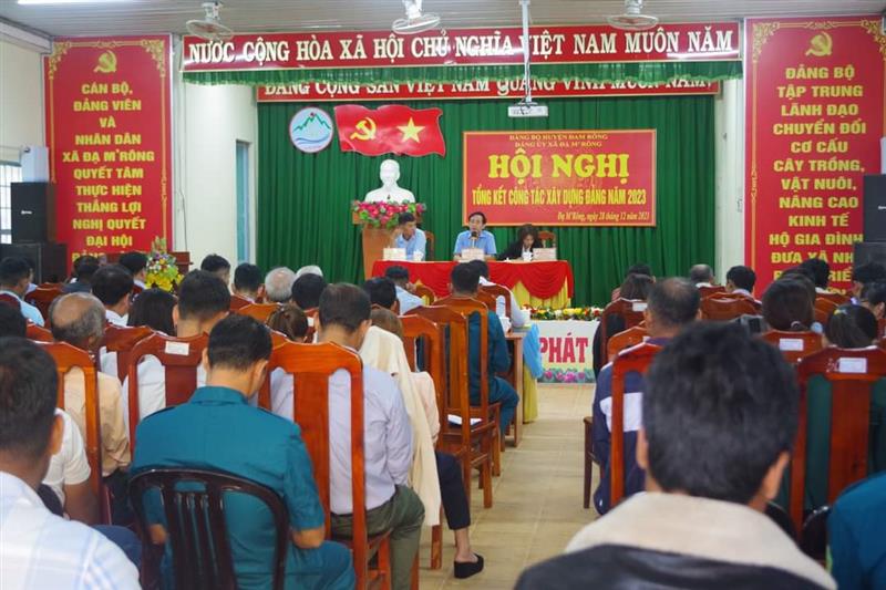 Hội nghị tổng kết công tác xây dựng Đảng năm 2023 tại xã Đạ M'Rông Hội nghị tổng kết công tác xây dựng Đảng năm 2023 tại xã Đạ M'Rông