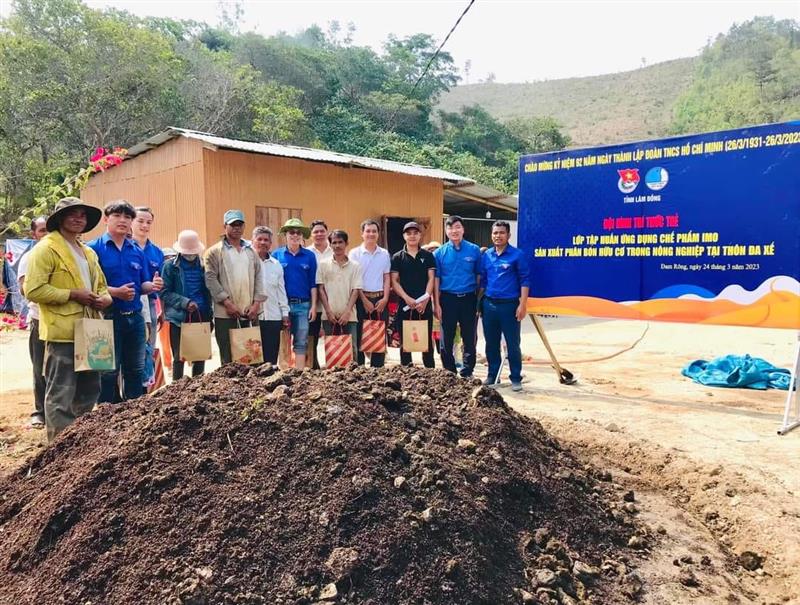 Huyện đoàn phối hợp tập huấn khoa học kỹ thuật cho bà con nhân dân tại xã Đạ M'Rông Huyện đoàn phối hợp tập huấn khoa học kỹ thuật cho bà con nhân dân tại xã Đạ M'Rông
